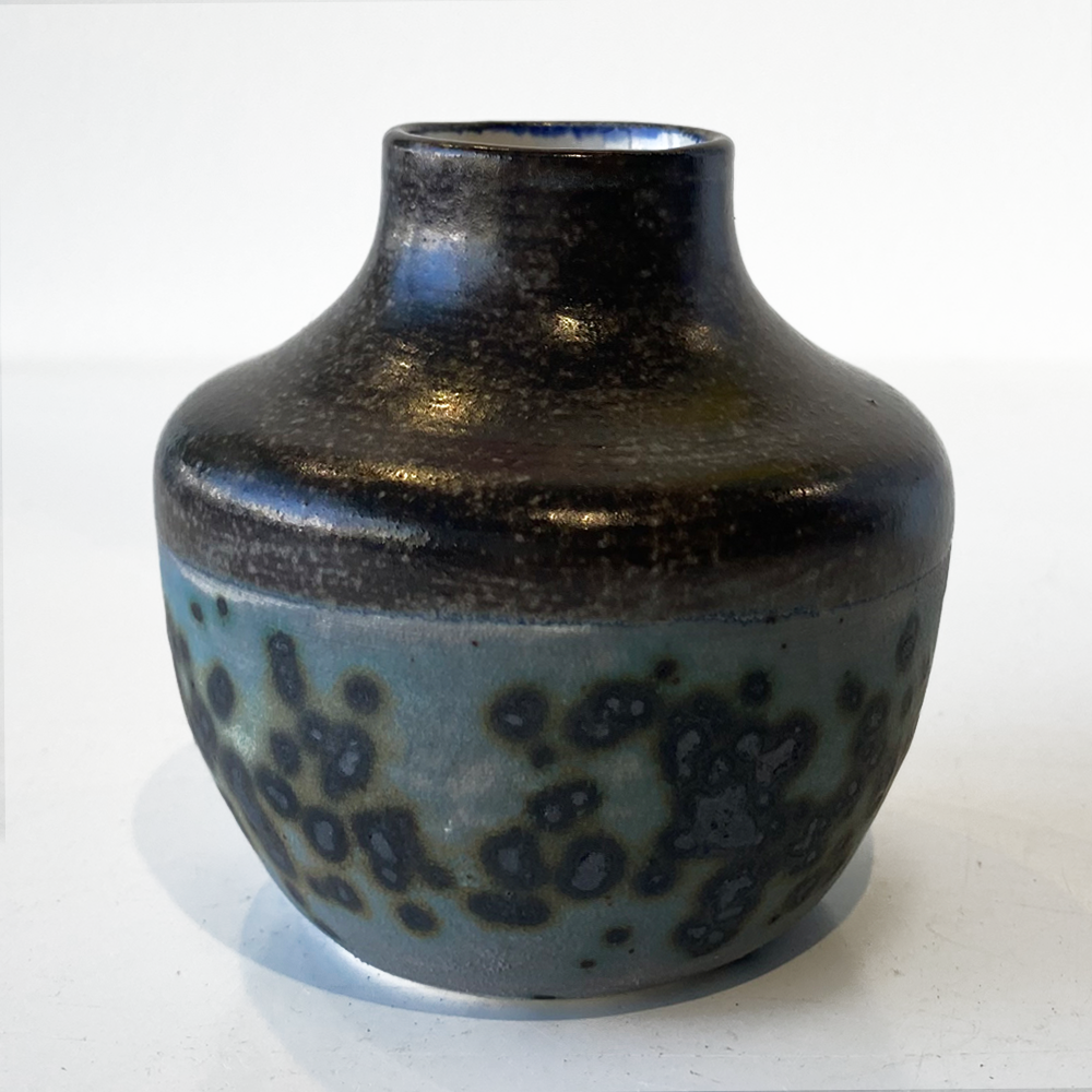 Annie Smits Sandano | Speckled Bud Vase  Ceramic | Vase | Turua Gallery