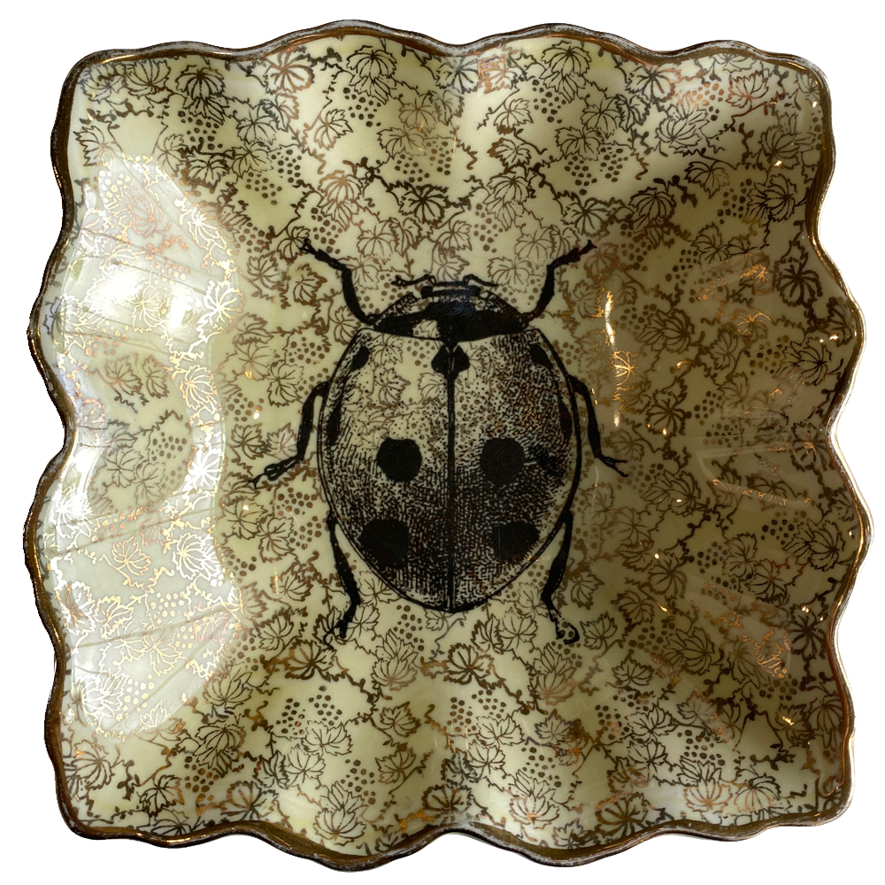 Ladybird Gold. Upcycled Fine China Philina Den Dulk